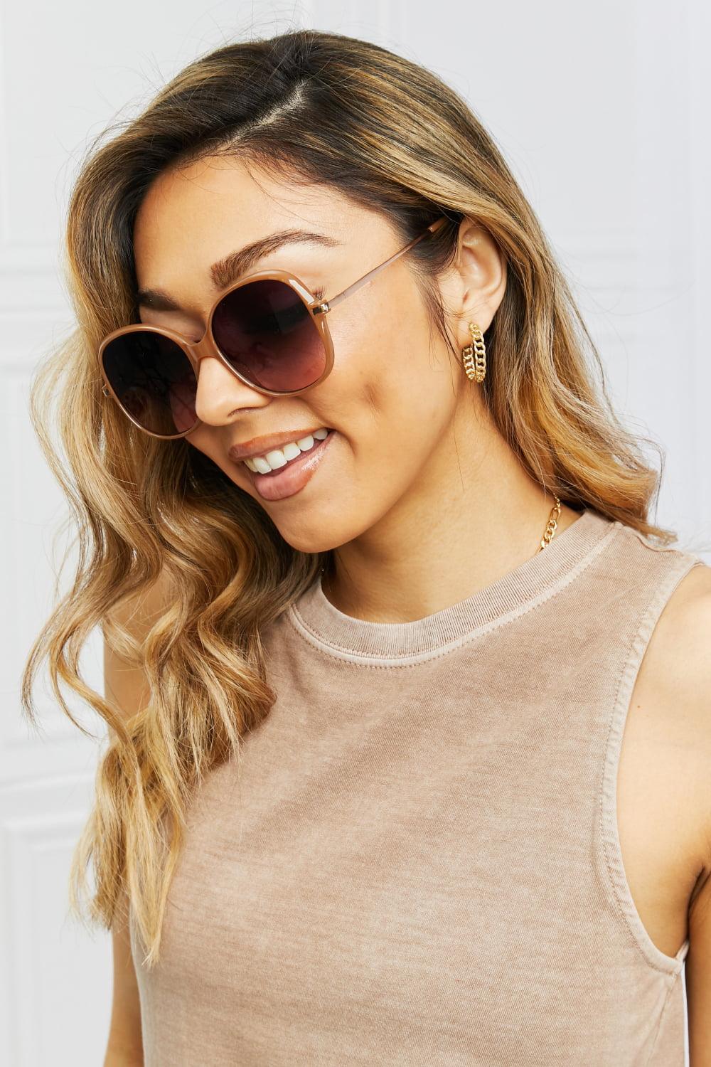 Metal-Plastic Hybrid Full Rim Sunglasses - Stuffed Cart