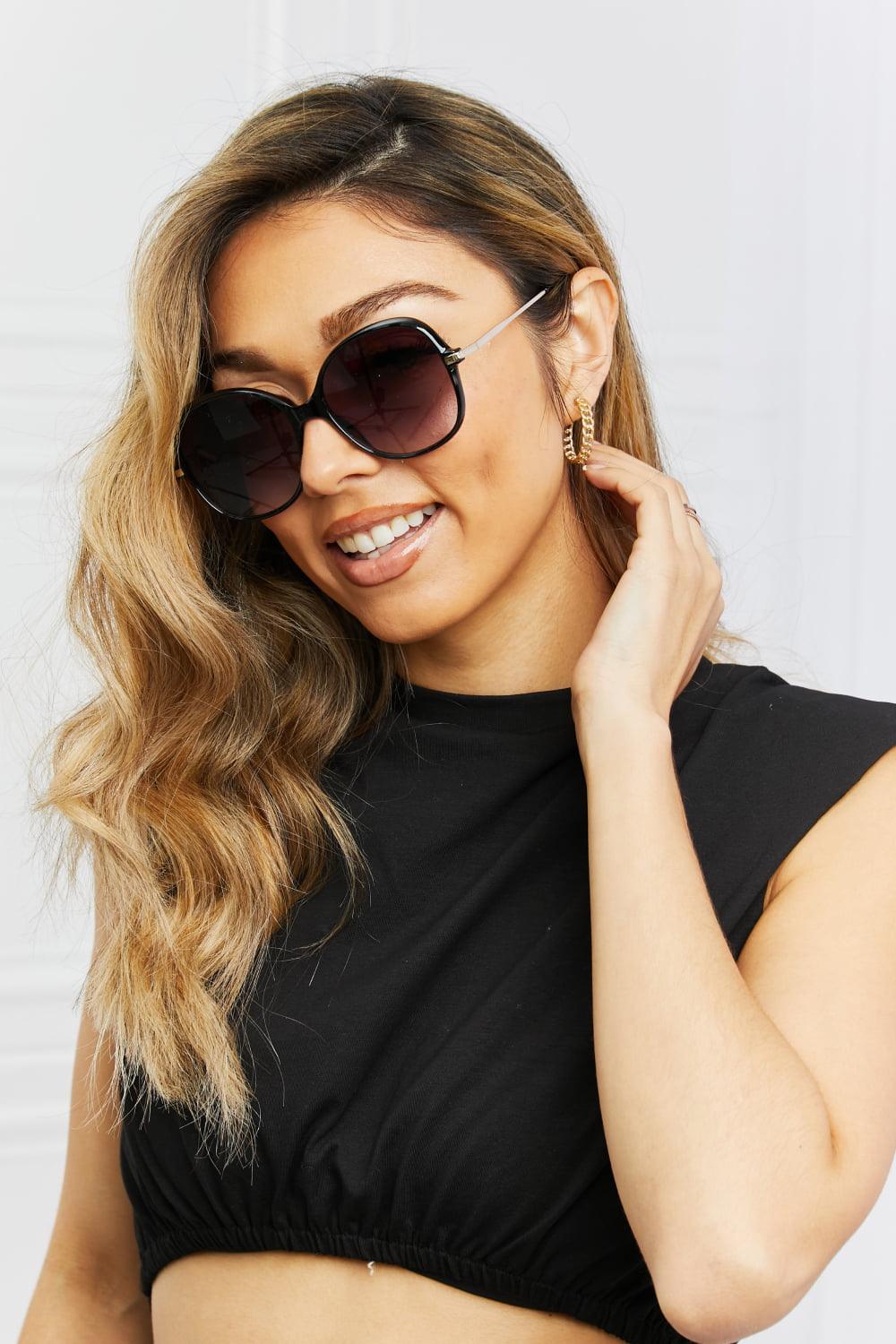 Metal-Plastic Hybrid Full Rim Sunglasses - Stuffed Cart